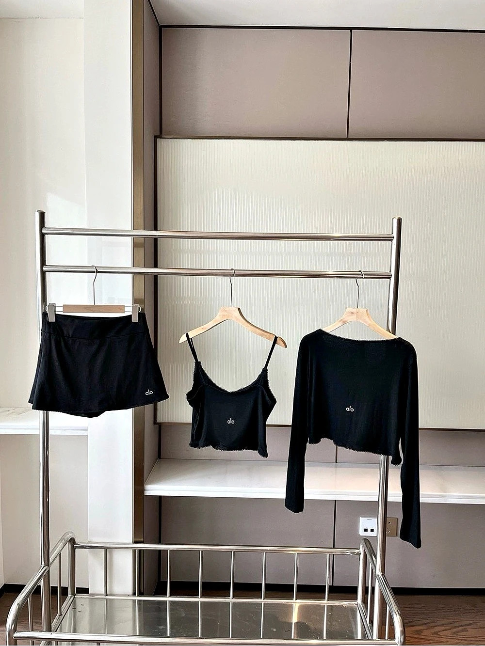 alo Black 3-Piece Activewear Set Like New